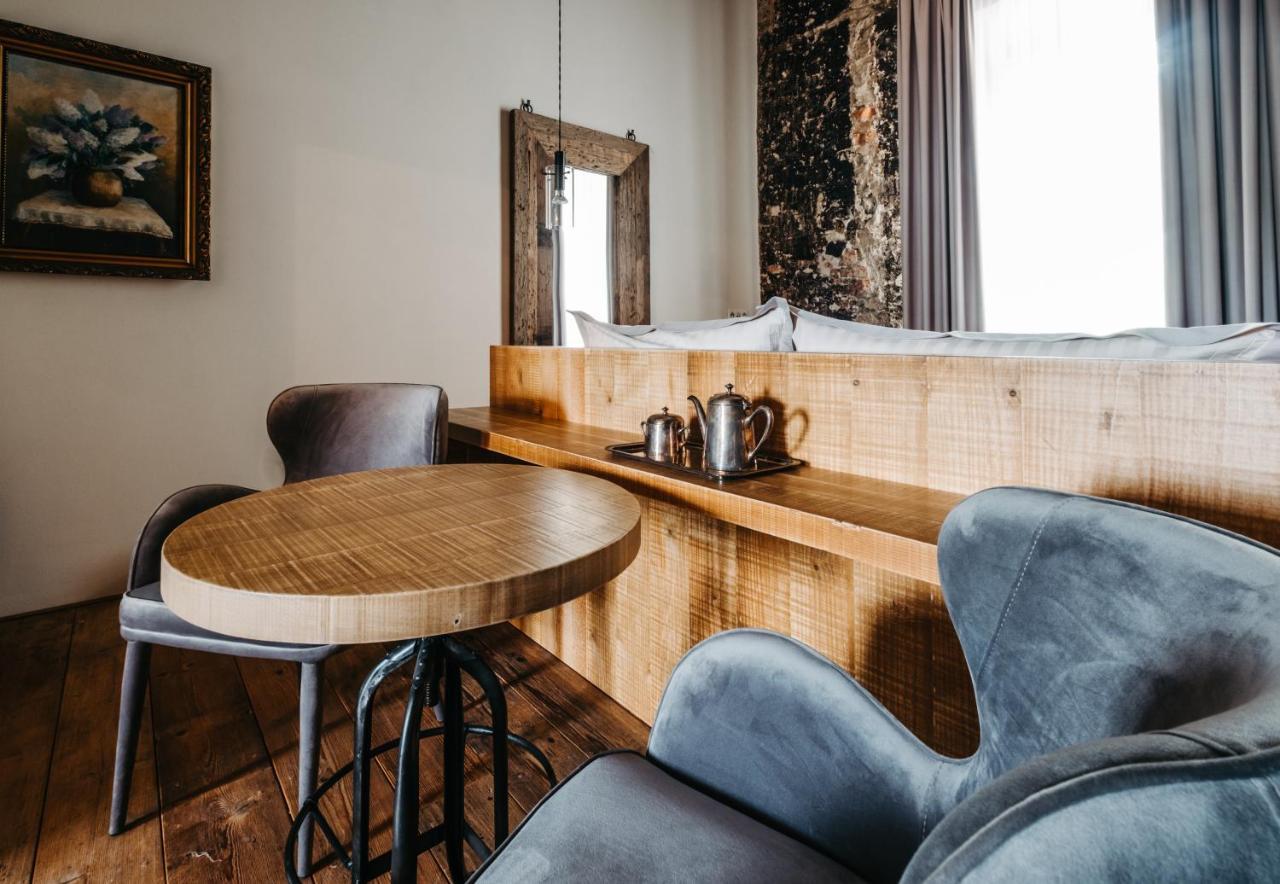 Boutique Hotel Corso Revnice Luaran gambar