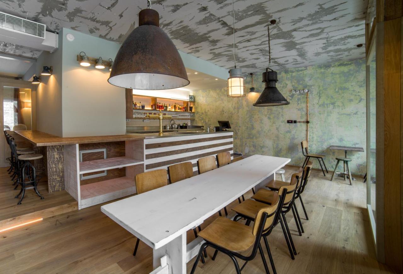 Boutique Hotel Corso Revnice Luaran gambar