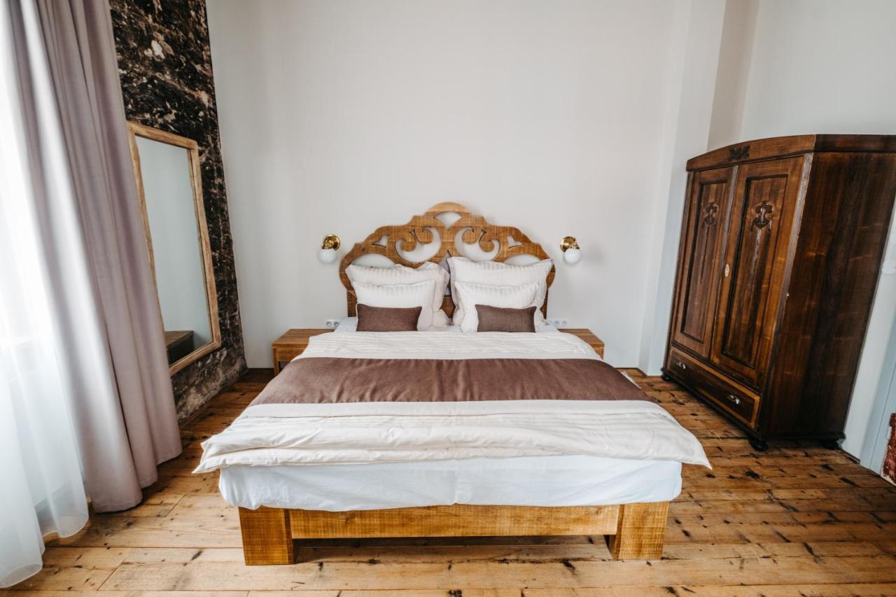 Boutique Hotel Corso Revnice Luaran gambar