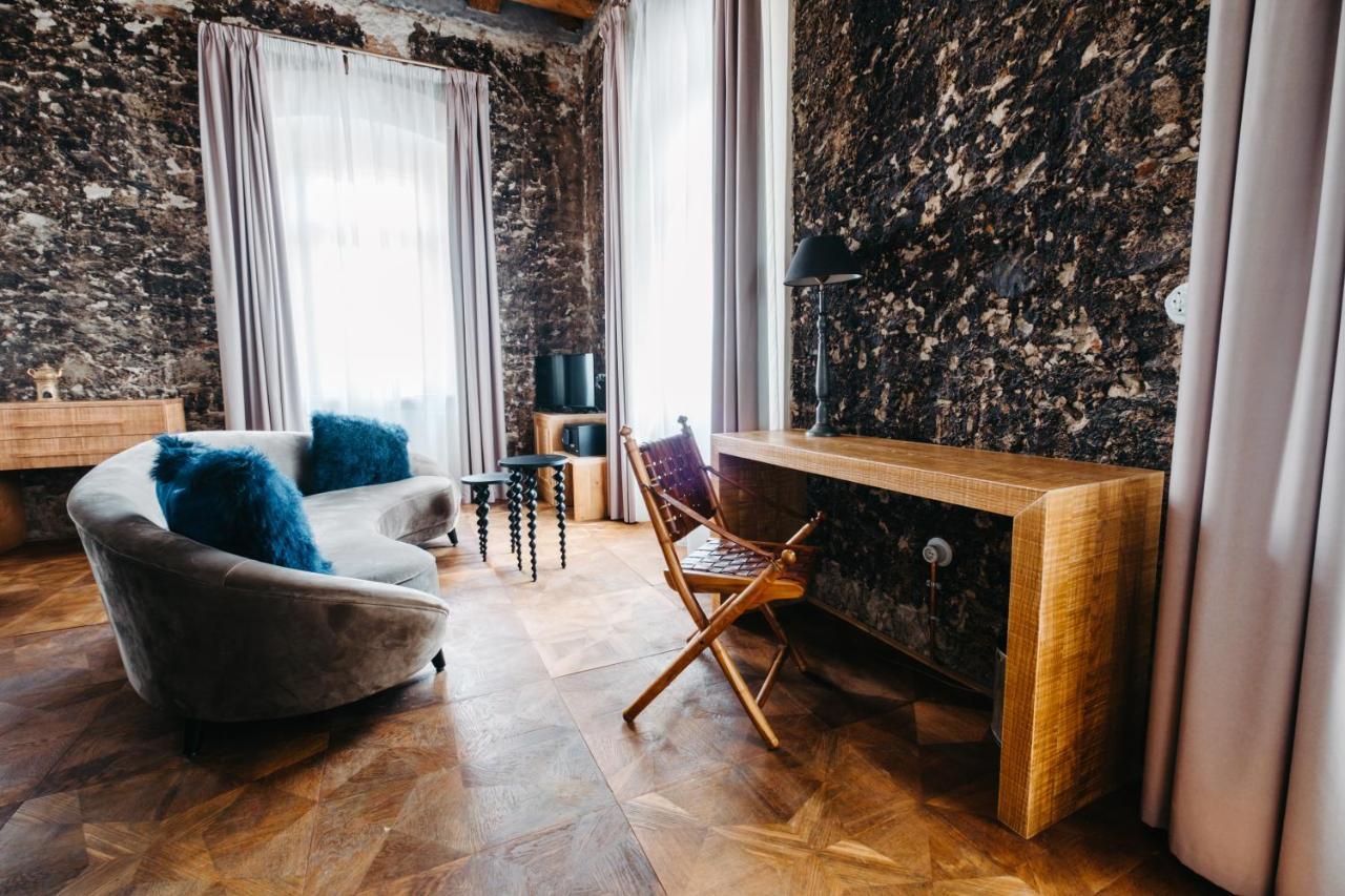Boutique Hotel Corso Revnice Luaran gambar