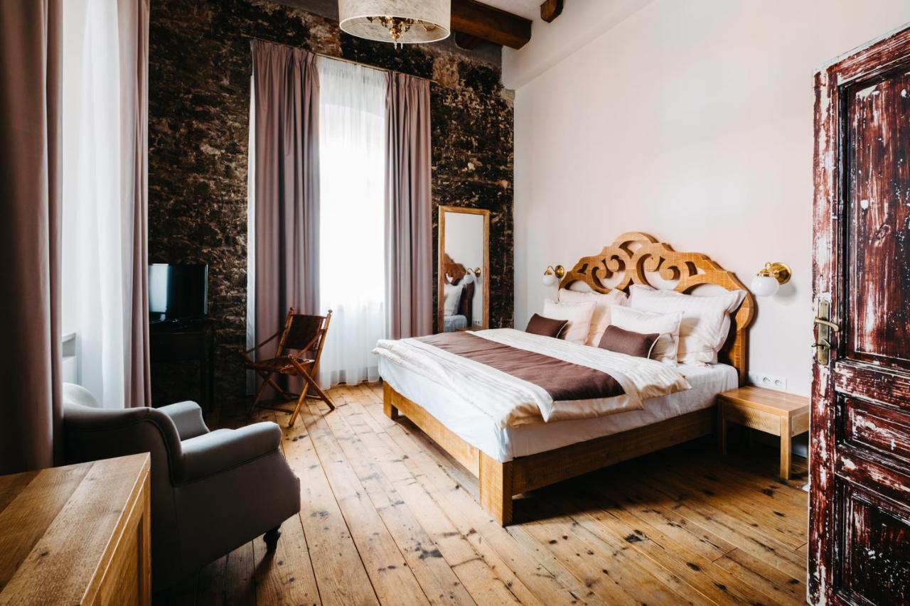 Boutique Hotel Corso Revnice Luaran gambar