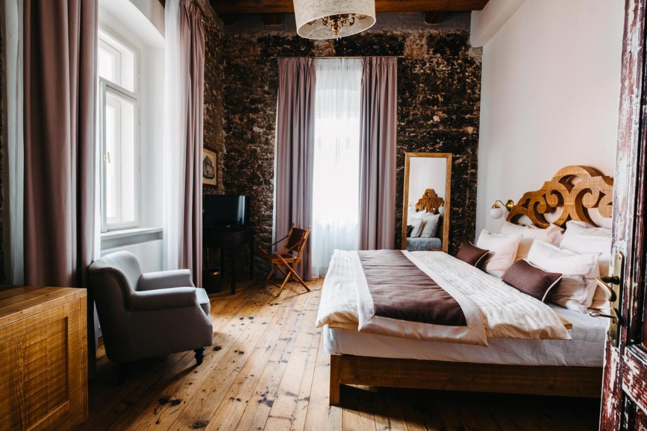 Boutique Hotel Corso Revnice Luaran gambar